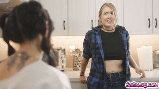 Lulu Chu caught Electra Rayne masturbating and helps her out