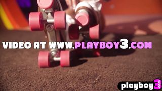 Petite big tits Asian MILF Maddy Belle posing naked after posing session