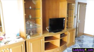 Big ass Thai ladyboy girlfriend homemade blowjob and anal doggy