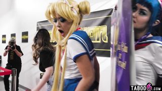 Futakuthon convention with Futa stars and a curvy fan girl
