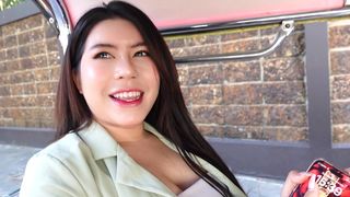 Chubby Thai MILF amateur slut picked up for sex in a TukTuk