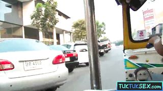 Cute Thai MILF picked up in a Tuk Tuk taxi to enjoy dirty sex